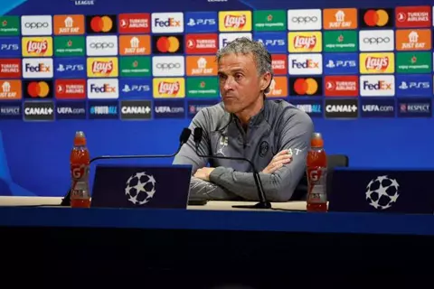 إنريكي: سنسعى للفوز على برشلونة.. وستكون مباراة رائعة بين فريقين متشابهين